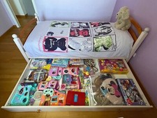 lit junior SAUTHON 90x190 cm avec tiroir de rangement + commode 4 tiroirs