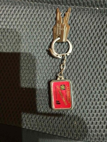 Porte clés boite - porte,