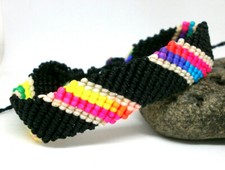 Bracelet artisanal « No78 » en macrame fil ciré