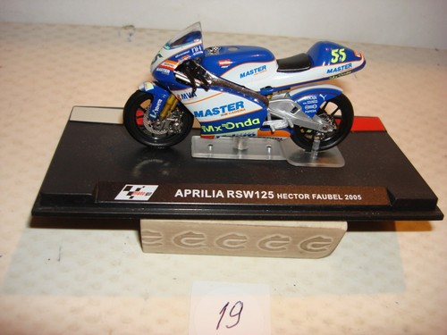 Miniature moto - moto, 1/24