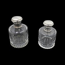 Deux Anciens Flacons De Parfum