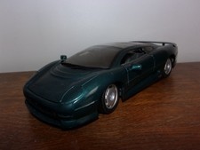 1:24 1/24eme Maisto Jaguar