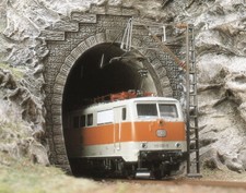 Busch 7024 - 2 entrées de tunnel, 1 voie, traction électrique  - HO (1:87)