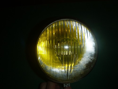 Automobile ancien phare - ancien,