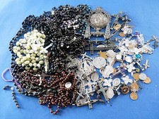 LOT Médailles Anciennes Religion Souvenirs + CHAPELETS pour RECYCLAGE à réparer