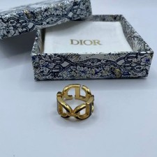 Dior Bague 12 (M) 30 Montaigne