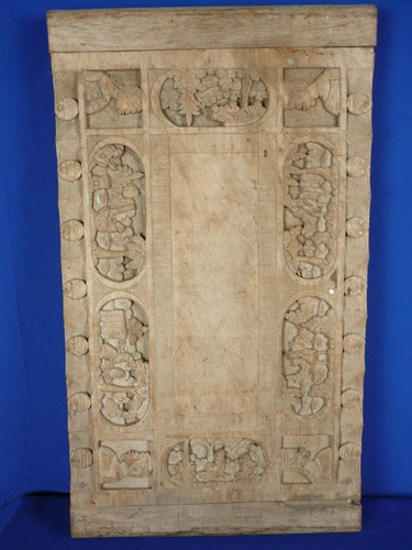 Ancien panneau sculpté