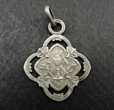 Médaille religieuse en argent