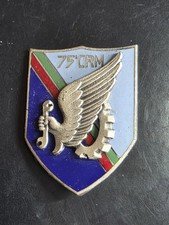 Parachutistes . Matériel 