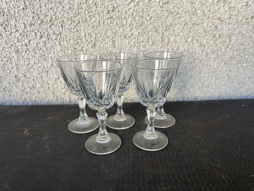 Série verres à pied - à,