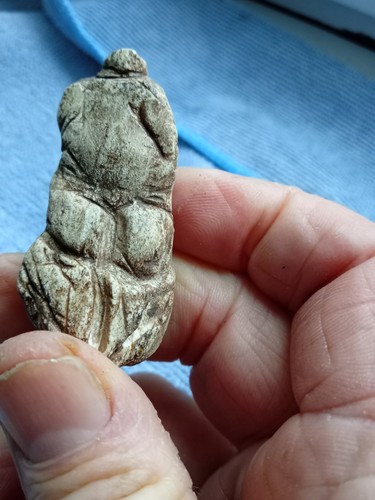 Paleolithic portable art
