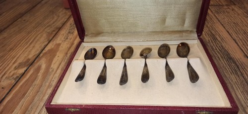 Petites cuillères anciennes - petites,