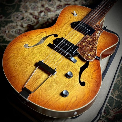 Godin 5th avenue kingpinii - godin, cw
