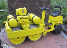 NZG  MODELLE  BOMAG  1/20  N