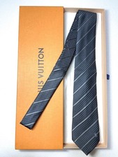 Cravate noire Louis Vuitton