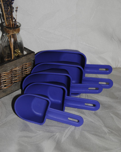 Tupperware cuillères - 5,