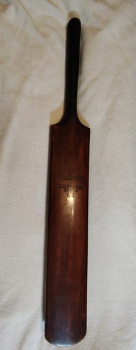 Ancienne batte cricket - de,