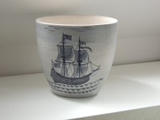 Cache pot intermédiaire N°