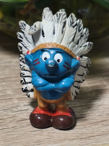 Mignon cute rare figurine - rare,
