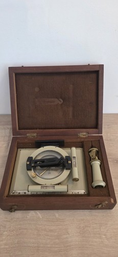 Ancien instrument scientifique