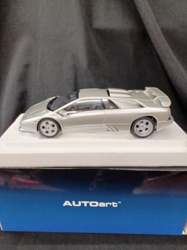 Voiture miniature - , de