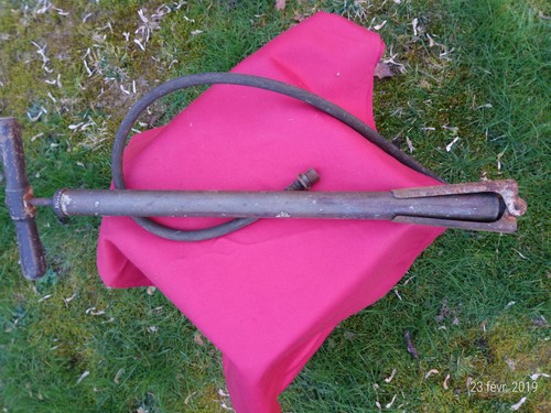 Ancienne pompe vélo - pompe, vélo,