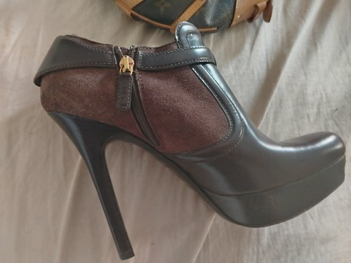 Bottines talon stiletto - à,