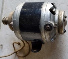 Moteur pour projecteur Pathé Baby