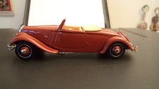 MINIATURE CITROEN TRACTION 22