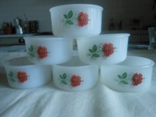 6 ramequins motif roses rouges