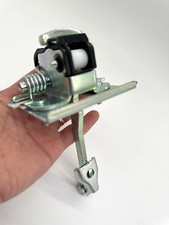 charnière tirant de porte