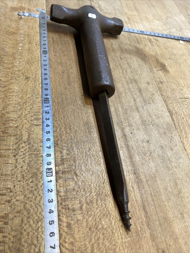 Old tool outil ancien - tool,