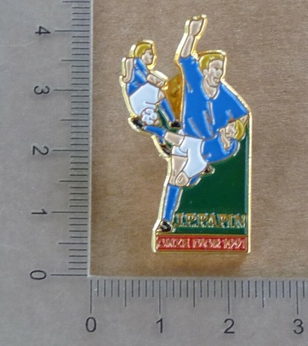 Pin football olympique - pin's, om
