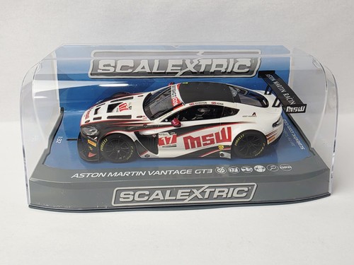 Scalextric aston martin - scalextric,
