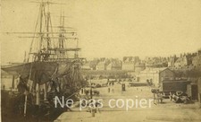 SAINT MALO vers 1860 le port bateau la ville CDV Bretagne