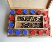 ANCIENNE BOITE DE RANGEMENT A CLOU ET VIS A IDENTIFIER   - BOITE MANUFRANCE