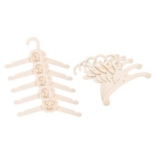 Lot de 5 cintres en bois pour