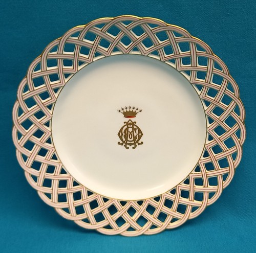 Assiette ajourée - assiette, en