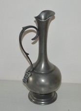 Ancien vase aiguière