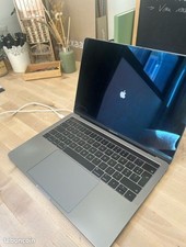 Mackbook pro touch bar 2018