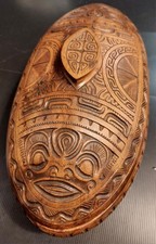 Ancien Grand Umete marquisien - Sculpté en bois de Rose - Tiki visages - Vagues