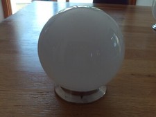 ancienne lampe ,ancienne lampe plafonnier boule socle alu art deco.