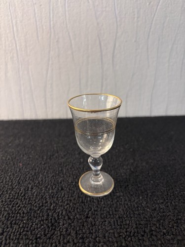 Verres doré cave - de,