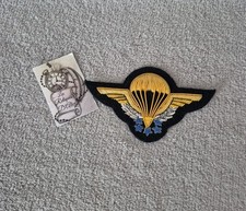 Ecusson / insigne tissu brevet chuteur parachutiste en cannetille