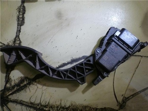 4m519f836ak pédale - ,