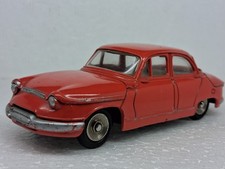 Dinkytoys Panhard PL 17 Réf: 547