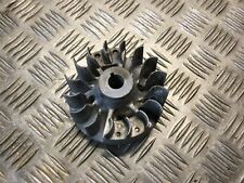 volant moteur  débroussailleuse a dos  husqvarna 553 RBX