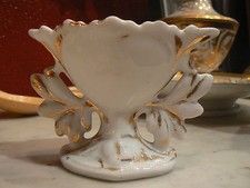 ancien vase eglise mariée cornet porcelaine blanche et dorée de paris