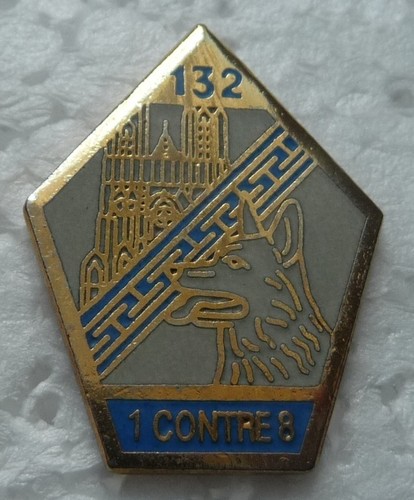 Pin militaire 132 - militaire,