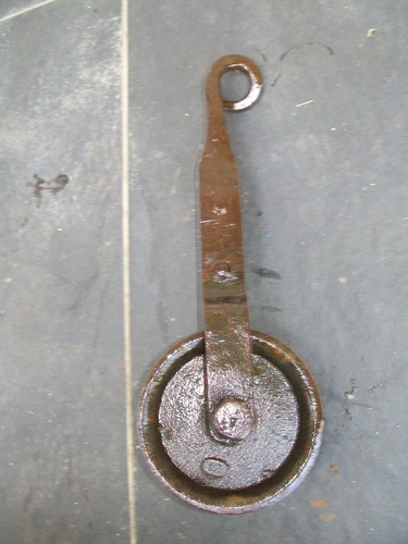 Ancien poulie réa fonte - ,